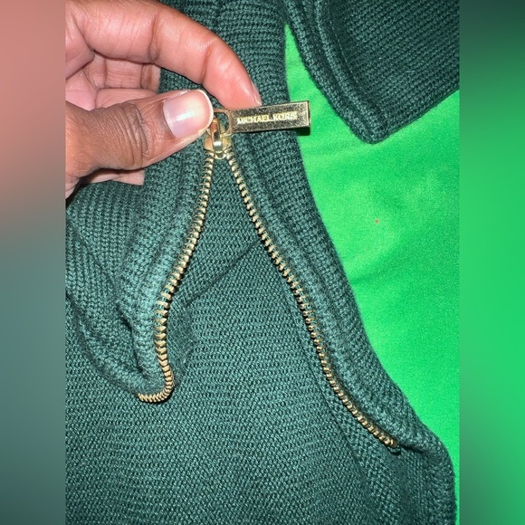 Michael by Michael Kors Green Long Sleeve Sweater size Medium - Picture 5 of 9